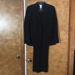 east 5th suit